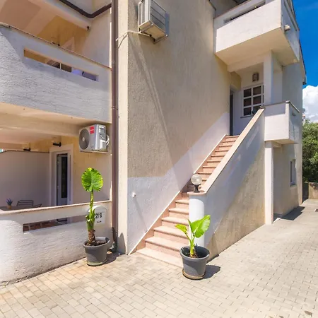 Apartment Dedic Krk